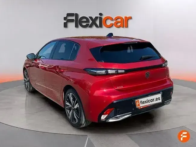 Usado Peugeot 308 Allure 130 CV (95 kW) 2023 Rojo