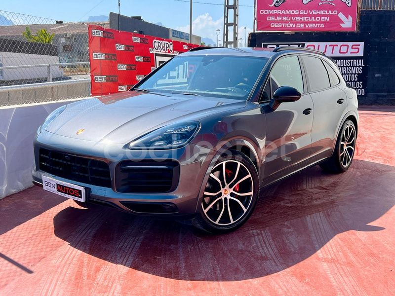 Gris / plata Usado 2019 Porsche Cayenne SUV | 67.990 € (Un poco caro) - Imagen 1/4