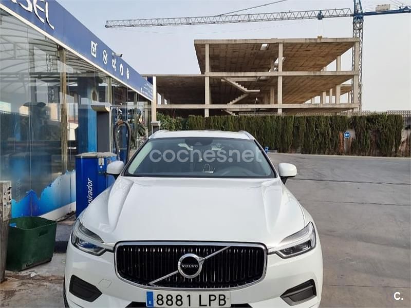 Usado Volvo XC60 Momentum 197 CV (144 kW) 2021 Blanco SUV