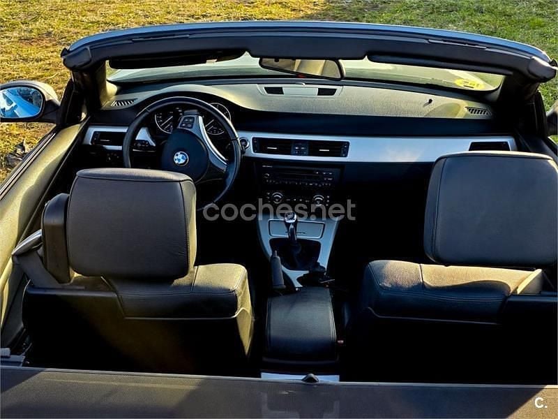 Usado BMW 320 Cabriolet 177 HP (130 kW) 2009 Cinzento Cabrios