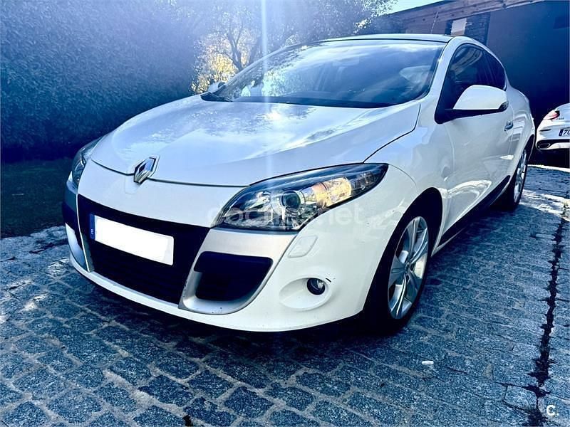 Usado Renault Mégane III Dynamique 130 CV (95 kW) 2010 Blanco Berlina