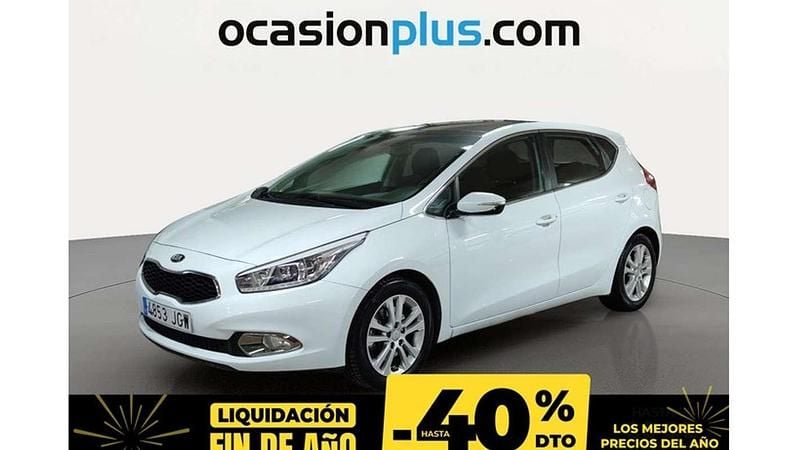 Blanco Usado 2015 Kia Ceed Utilitario | 8473 € (Buen precio) - Imagen 1/4