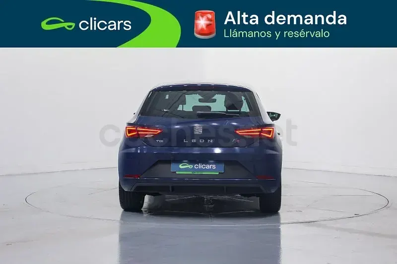 Usado Seat Leon FR 130 CV (95 kW) 2019 Azul Berlina