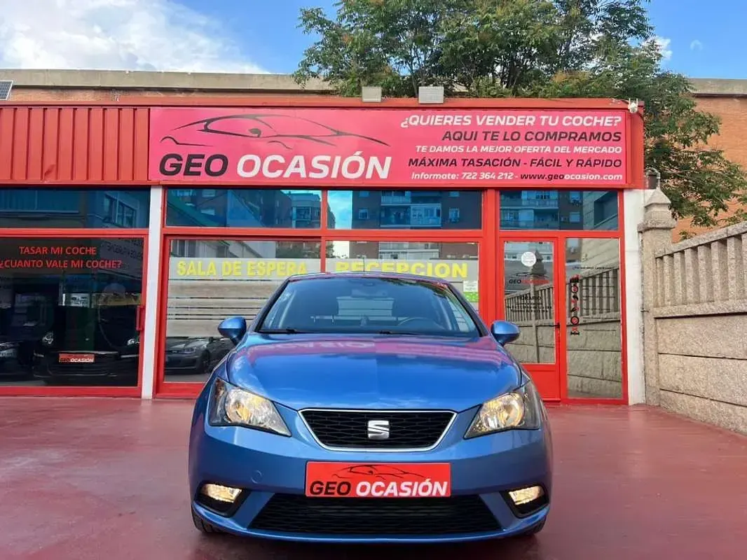 Usado Seat Ibiza 90 CV (66 kW) 2015 Azul Utilitario