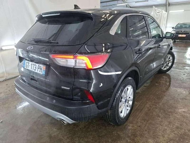 Usado Ford Kuga Titanium 190 CV (139 kW) 2024 Negro SUV