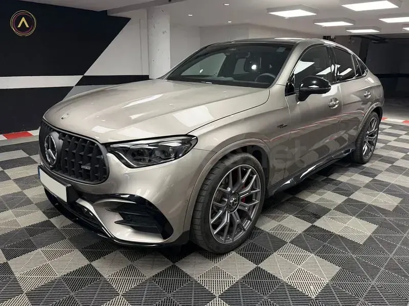 Usado Mercedes GLC63 AMG AMG 680 CV (500 kW) 2024 Gris / plata SUV