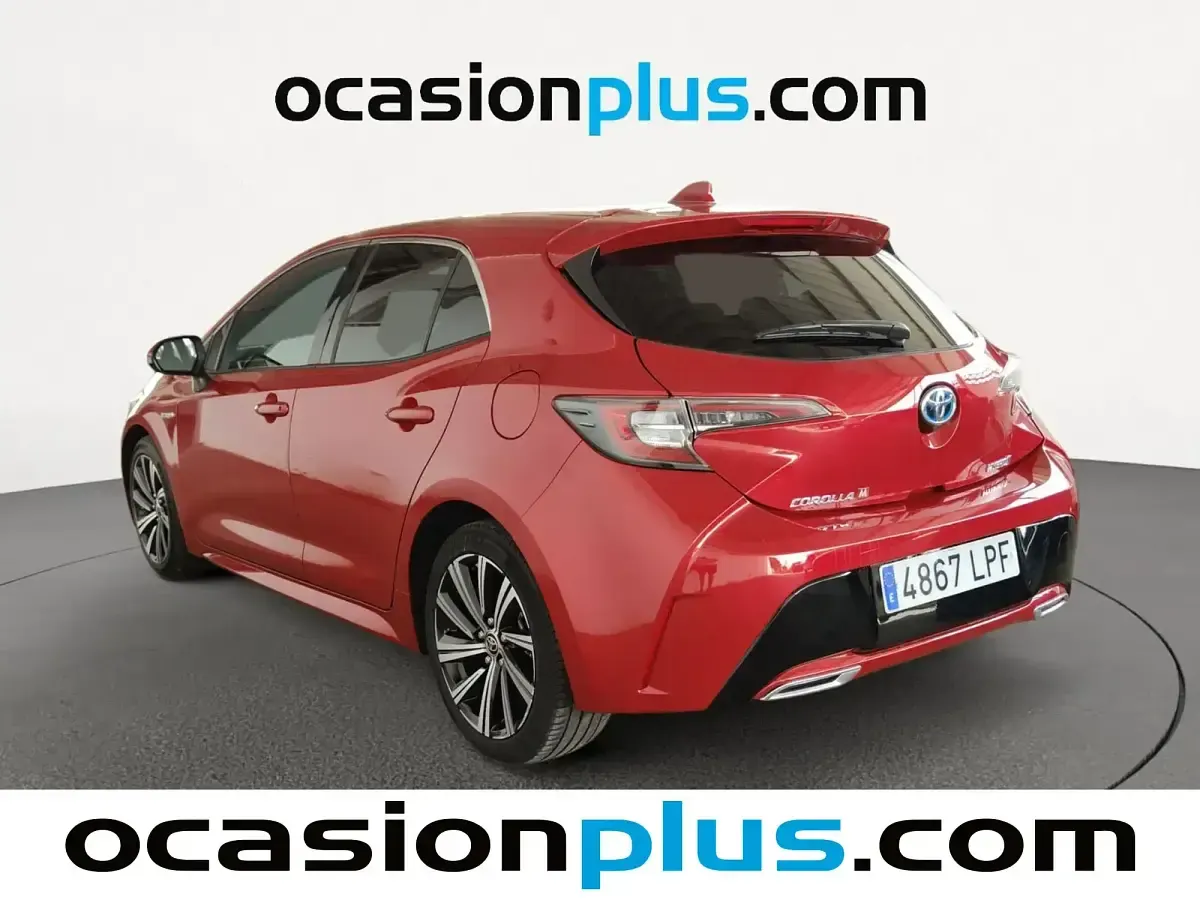Usado Toyota Corolla Style 180 CV (132 kW) 2021 Rojo Berlina