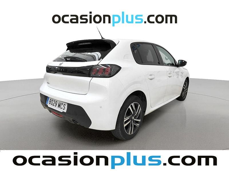Usado Peugeot 208 Active 102 CV (75 kW) 2022 Blanco Utilitario