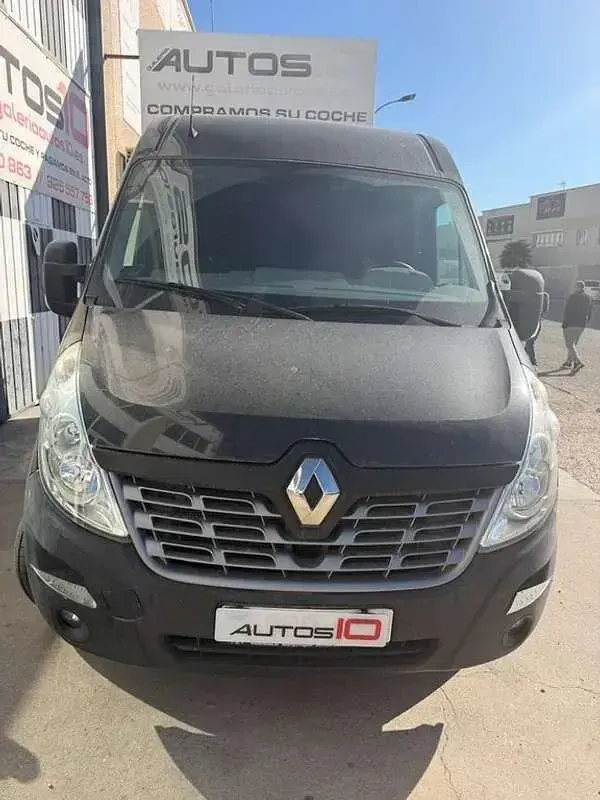 Usado Renault Master 130 CV (95 kW) 2018 Negro Van