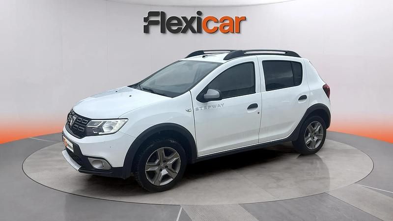 Usado Dacia Sandero Comfort 90 HP (66 kW) 2019 Branco Citadino