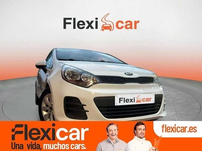 Blanco Usado 2017 Kia Rio Utilitario | 10.490 € (Precio justo) - Imagen 1/4