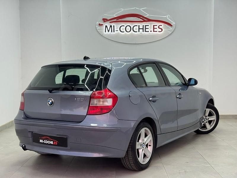 Usado BMW 120 Sport Line 150 CV (110 kW) 2005 Gris / plata Utilitario