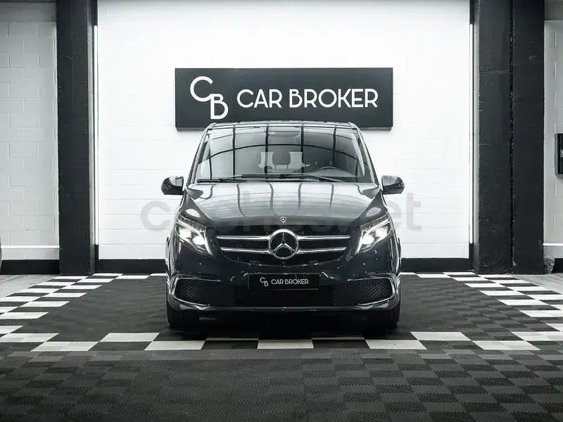 Usado Mercedes V250 Avantgarde 190 CV (139 kW) 2019 Negro Monovolumen