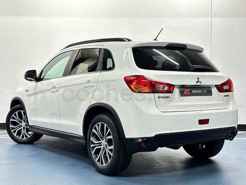 Usado Mitsubishi ASX Motion 114 CV (83 kW) 2017 Blanco SUV