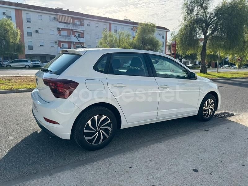 Usado VW Polo Life 95 HP (69 kW) 2022 Branco Sedan