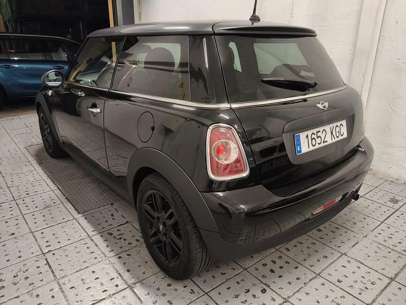 Usado Mini ONE 98 CV (72 kW) 2013 Negro Utilitario