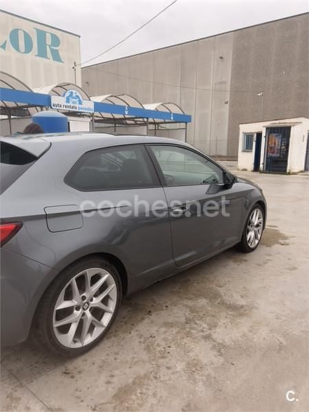 Usado Seat Leon SC FR 184 CV (135 kW) 2014 Gris / plata Utilitario