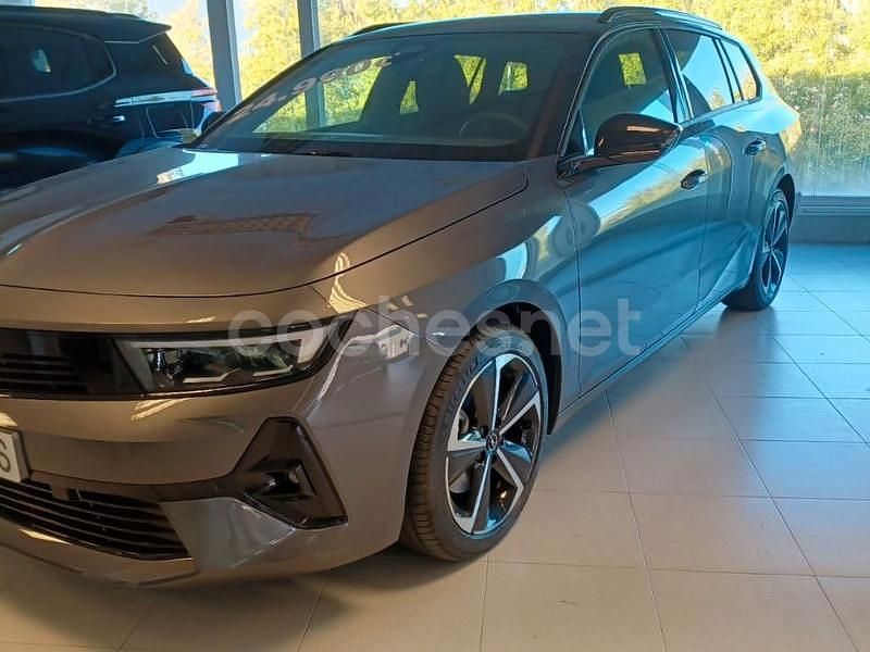 Gris / plata Nuevo 2025 Opel Astra Familiar | 24.990 € (Precio justo) - Imagen 1/4