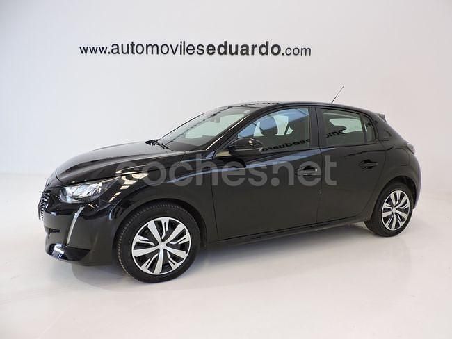 Negro Usado 2020 Peugeot 208 Active Utilitario | 13.400 € (Caro) - Imagen 1/4