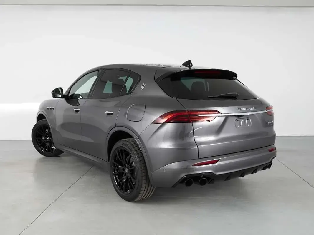 Nuevo Maserati Grecale 299 CV (219 kW) 2026 Plateado SUV