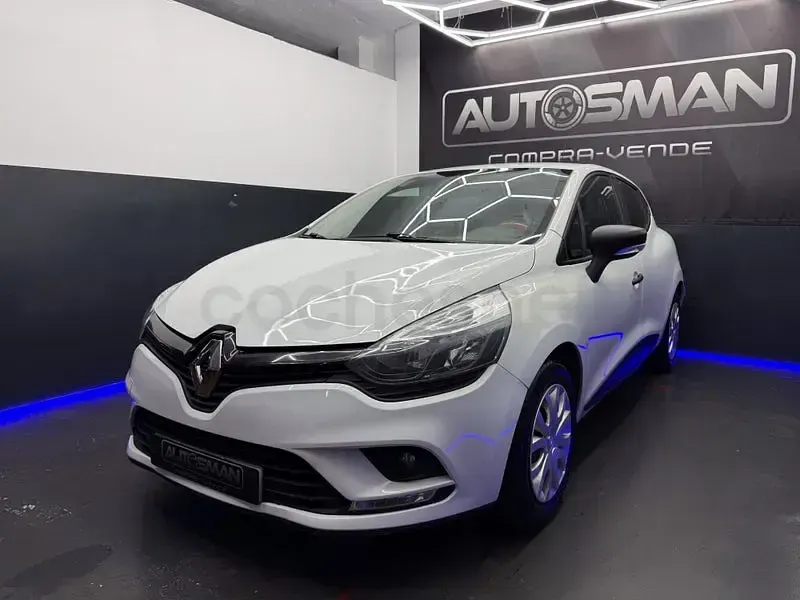 Usado Renault Clio IV LIMITED 90 CV (66 kW) 2019 Blanco Berlina