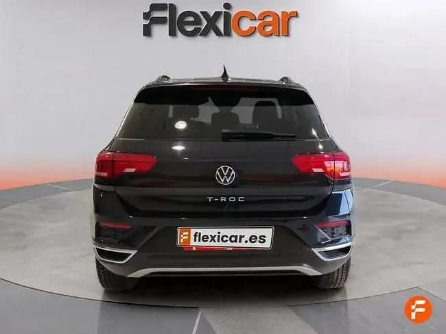 Usado VW T-Roc Advance 150 CV (110 kW) 2021 Negro SUV