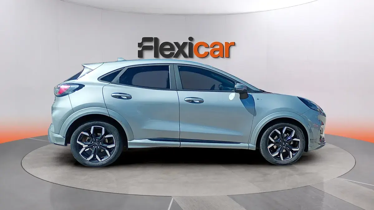 Usado Ford Puma ST-Line X 125 CV (91 kW) 2023 Gris SUV