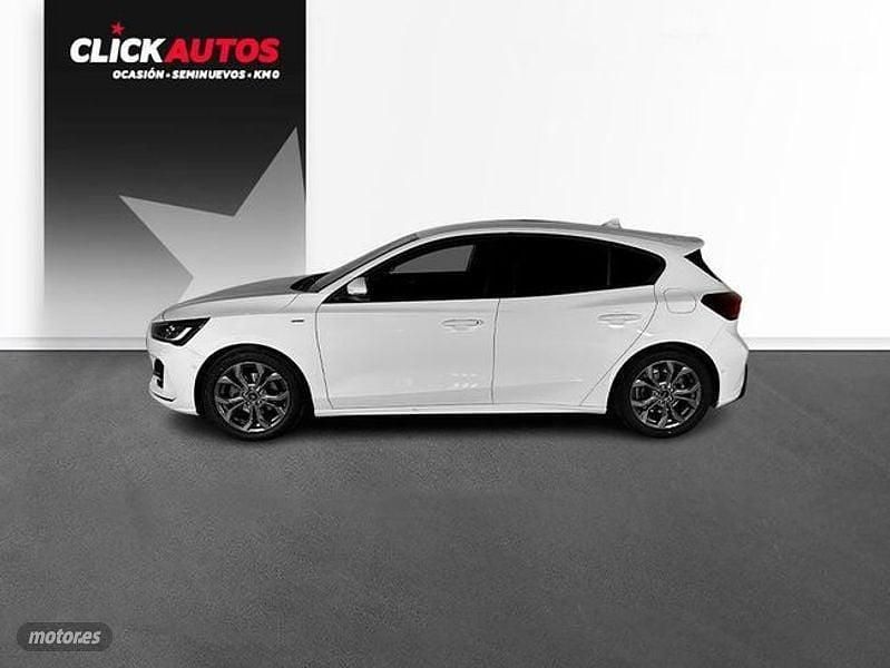 Usado Ford Focus ST-Line 125 CV (91 kW) 2024 Blanco Berlina
