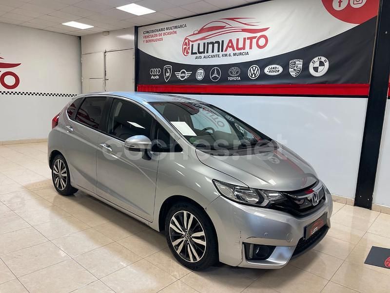 Usado Honda Jazz Comfort 102 CV (75 kW) 2017 Gris / plata Utilitario