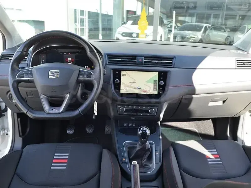 Usado Seat Ibiza FR 115 CV (84 kW) 2018 Blanco Utilitario
