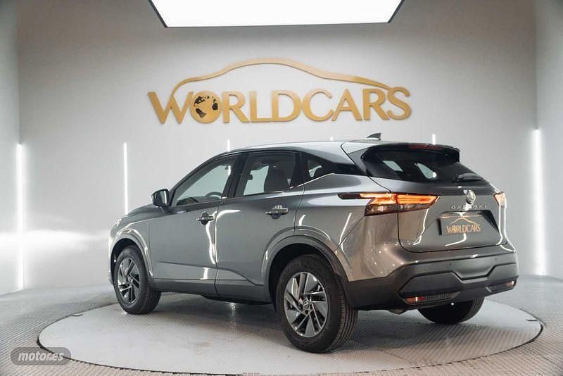 Usado Nissan Qashqai Acenta 140 CV (102 kW) 2022 Gris SUV