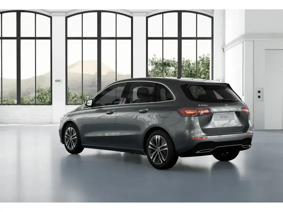 Nuevo Mercedes B250e 218 CV (160 kW) 2025 Blanco Utilitario
