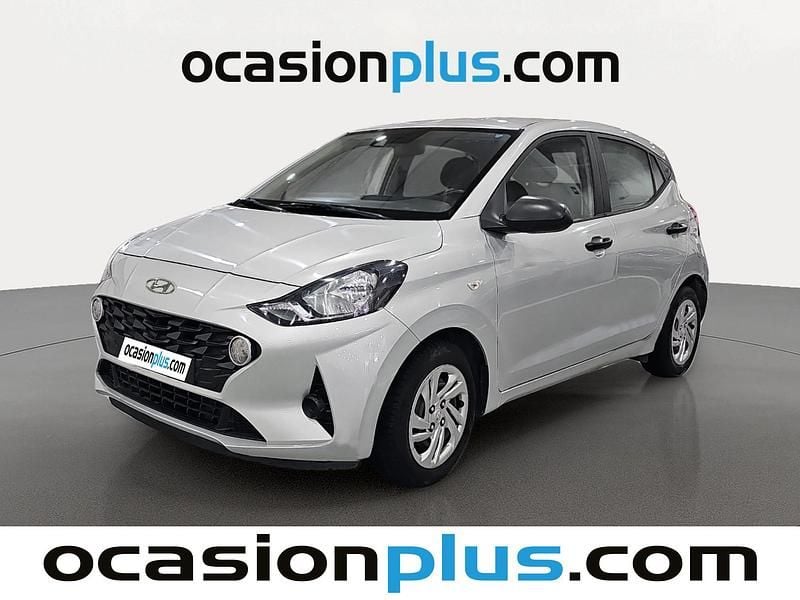 Gris plata Usado 2022 Hyundai i10 Utilitario | 9900 € (Precio justo) - Imagen 1/4