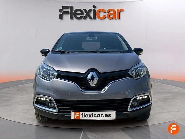 Usado Renault Captur Zen 120 CV (88 kW) 2017 Gris / plata SUV
