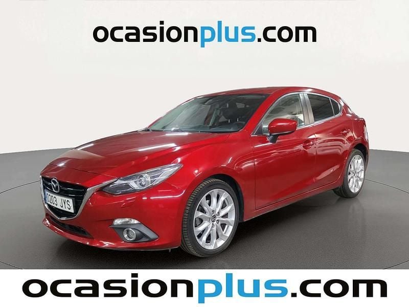 Begagnad Mazda 3 Luxury 150 HK (110 kW) 2017 Röd Halvkombi