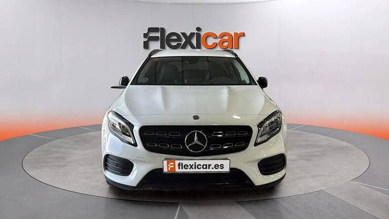 Usado Mercedes GLA200 156 CV (114 kW) 2019 Blanco SUV
