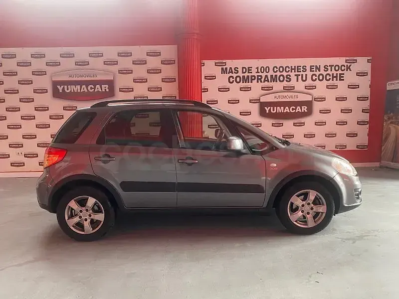 Usado Suzuki SX4 GL 135 CV (99 kW) 2013 Gris / plata SUV