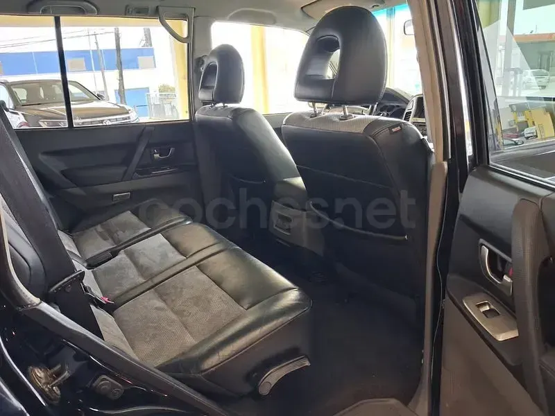 Usado Mitsubishi Montero Intense 160 CV (117 kW) 2005 Negro SUV