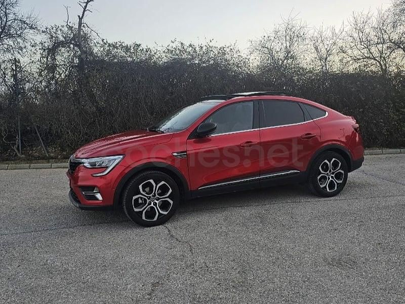 Usado Renault Arkana Zen 145 CV (106 kW) 2022 Rojo SUV