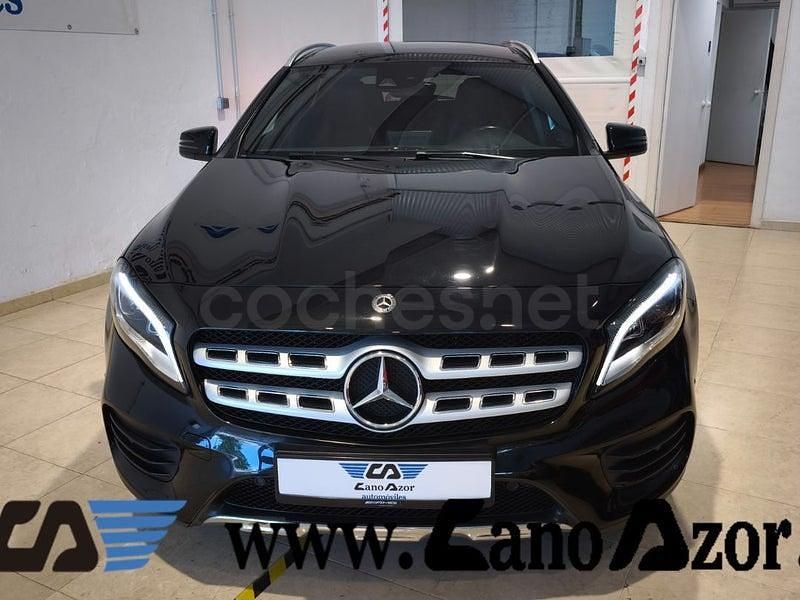 Usado Mercedes GLA220 177 CV (130 kW) 2018 Negro SUV