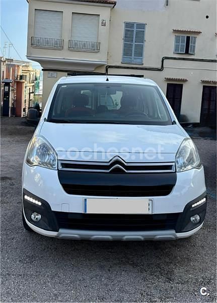 Usado Citroën Berlingo Feel 75 CV (55 kW) 2016 Blanco Monovolumen