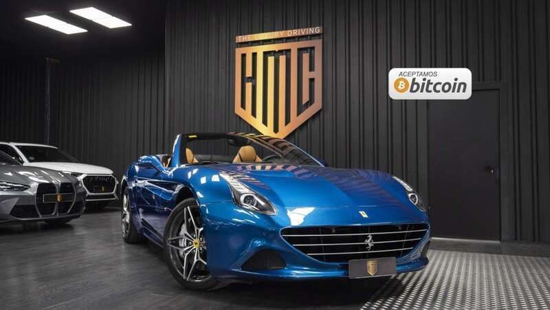 Usado Ferrari California 560 CV (411 kW) 2014 Azul Descapotable