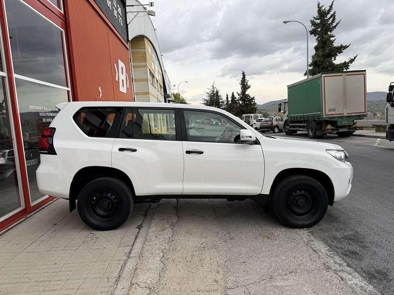 Usado Toyota Land Cruiser 204 CV (150 kW) 2021 Blanco SUV