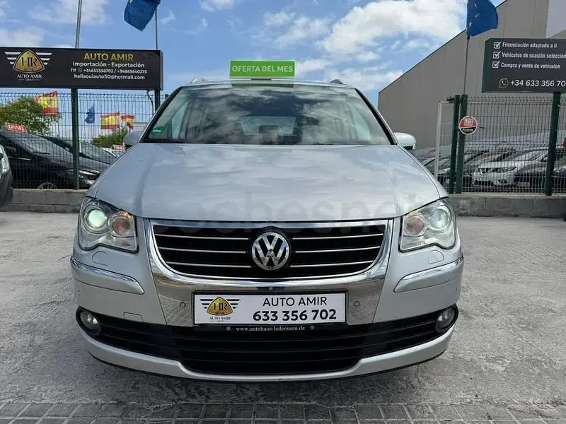 Usado VW Touran Advance 140 CV (102 kW) 2009 Gris / plata Monovolumen