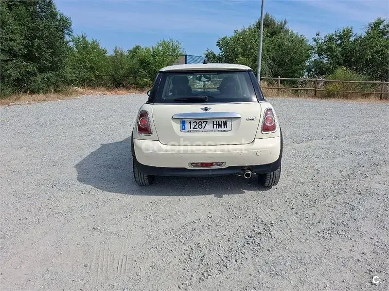 Usado Mini ONE 75 CV (55 kW) 2012 Blanco Utilitario