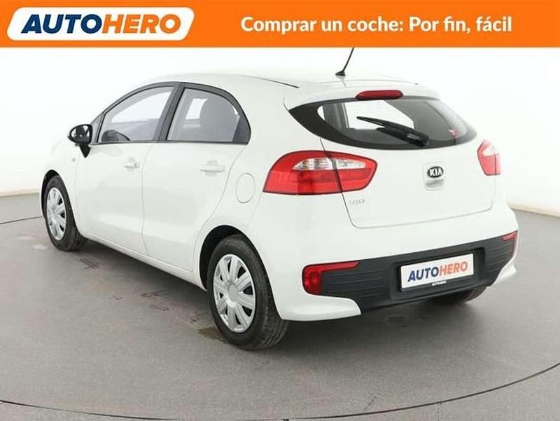 Usado Kia Rio 84 CV (61 kW) 2016 Blanco Utilitario