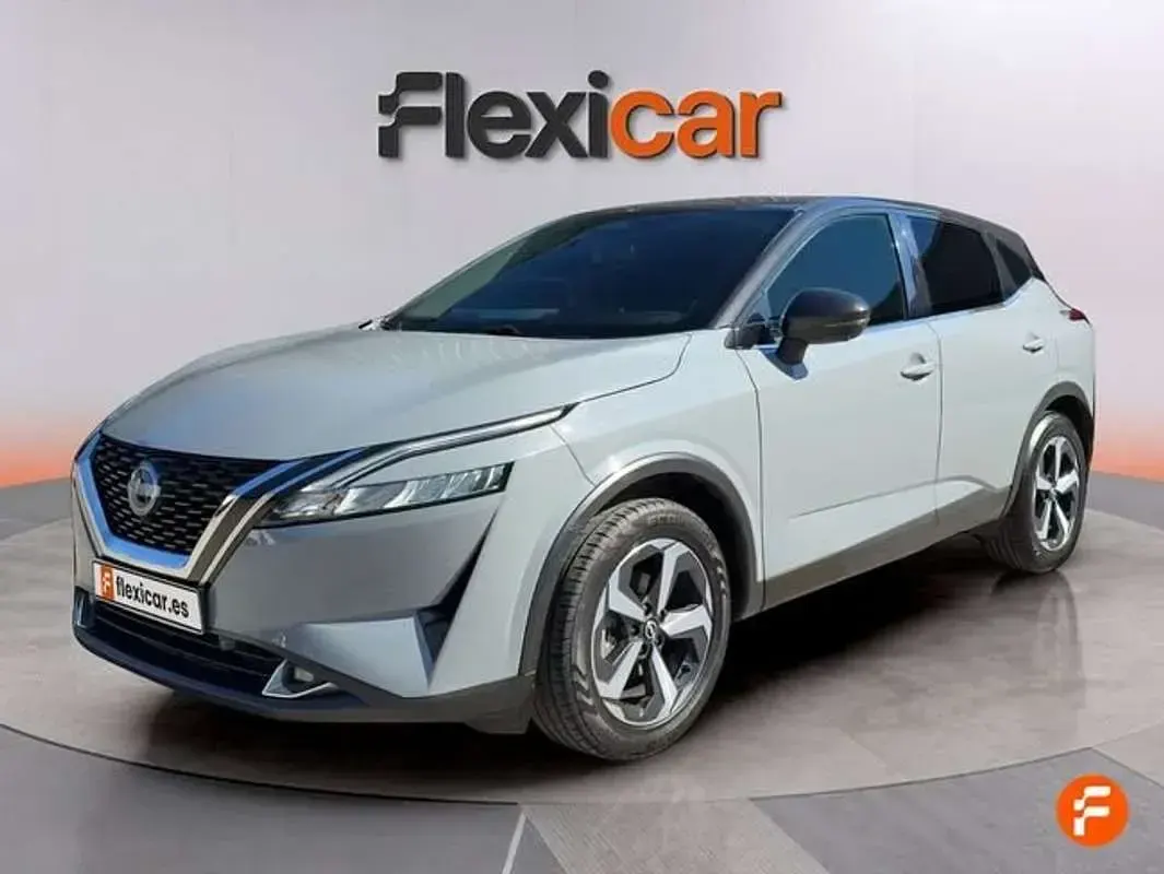 Usado Nissan Qashqai N-Connecta 140 CV (102 kW) 2023 Gris SUV