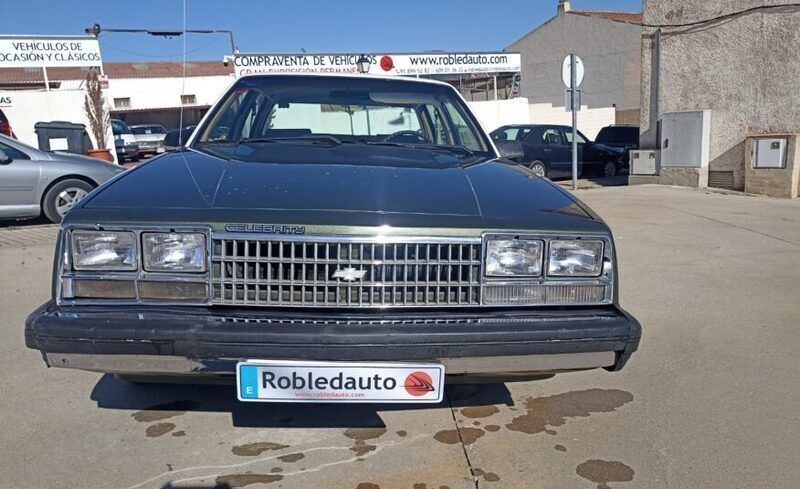 Usado Chevrolet Celebrity 1983 Gris Berlina