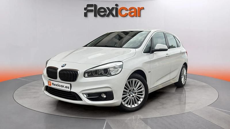 Usado BMW 218 150 CV (110 kW) 2016 Blanco Monovolumen