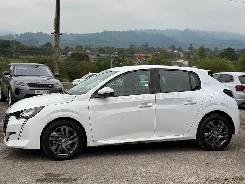 Usado Peugeot 208 Business-Line 100 CV (73 kW) 2021 Blanco Utilitario